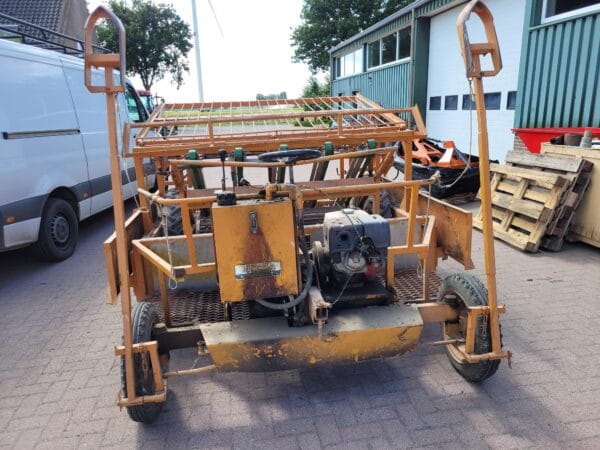 Regero zelf rijdende perspot plantmachine - Afbeelding 12