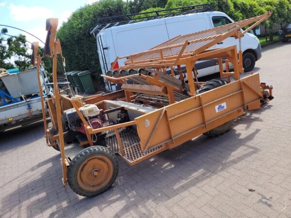 Regero zelf rijdende perspot plantmachine - Afbeelding 9