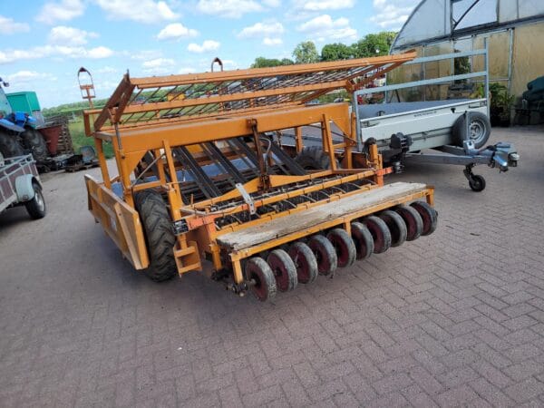 Regero zelf rijdende perspot plantmachine - Afbeelding 6