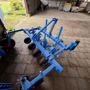 Lemken front schoffelmachine en sporen wisser